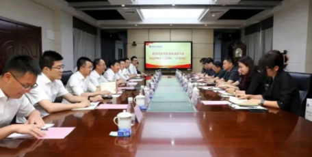 陜西省企業(yè)家協(xié)會法律服務(wù)委員會與碑林區(qū)人民法院走訪陜西建工第三建設(shè)集團有限公司開展“上門問需”為優(yōu)化法治化營商環(huán)境助力